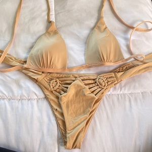 Frankie’s Bikini Set